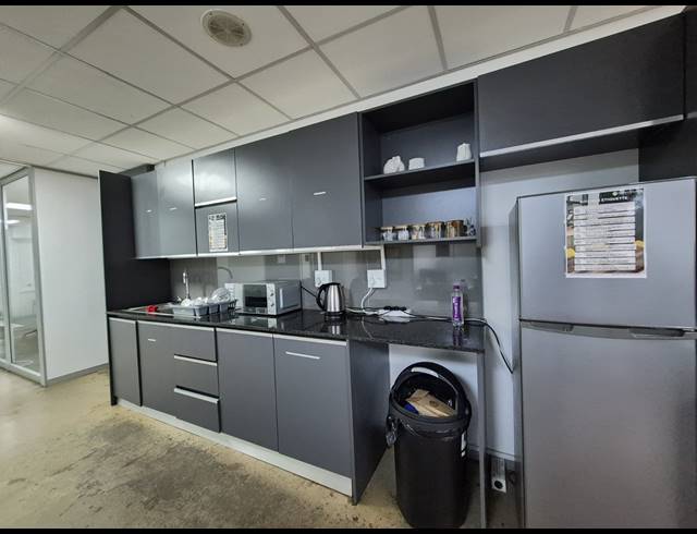 80M² OFFICE TO LET IN ROSEBANK